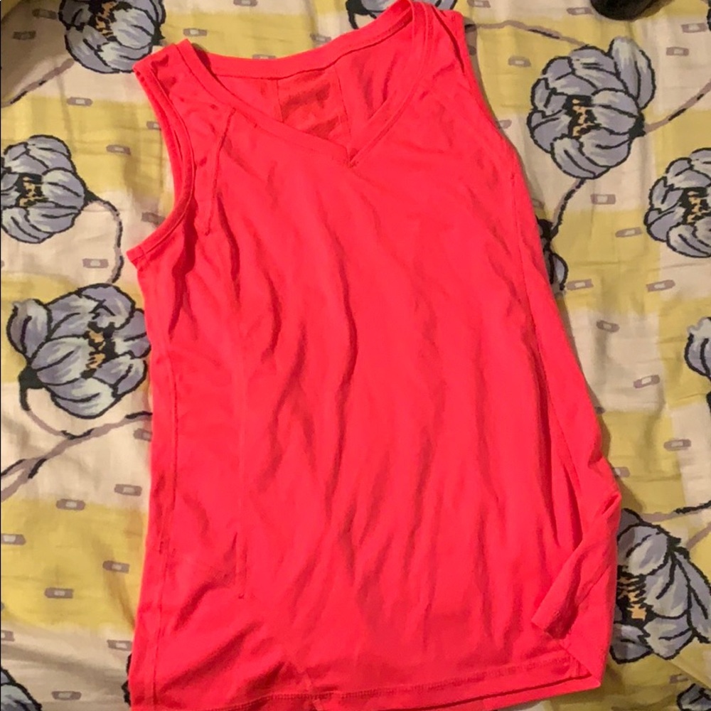 Tek gear work out tank.
